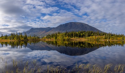 Høst på vei. Skogshorn og Helgetjern