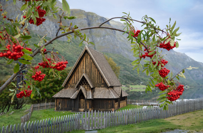 Øye stavkirke